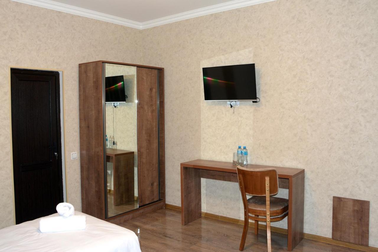Tulpan Hotel Шеки Экстерьер фото